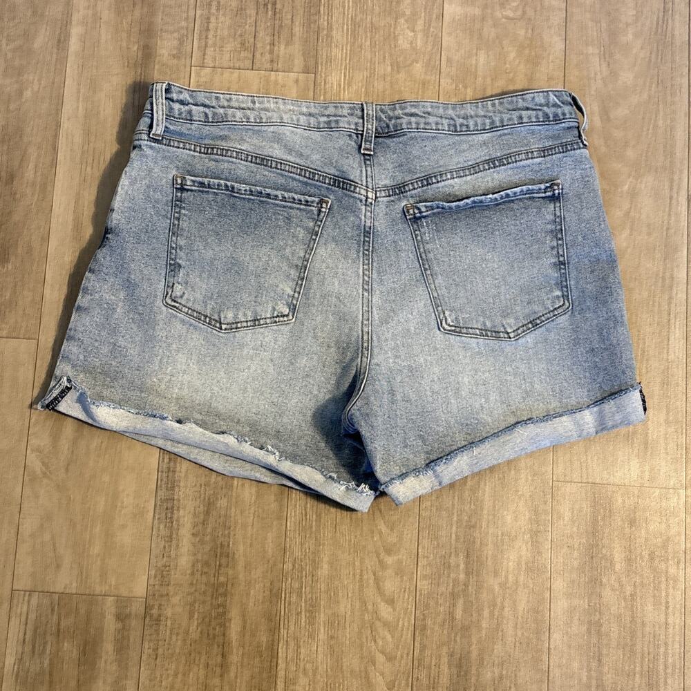 Kut from the Kloth Jean Shorts Plus Size 14 High Rise - Picture 3 of 6